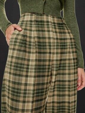 WILFRED High Waisted Carrot Pant